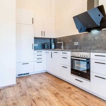Semesterbostad With 2 Bedrooms *